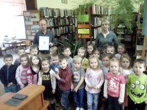 "W magicznym świecie wody" - lekcja biblioteczna z przedszkolakami z Malechowa